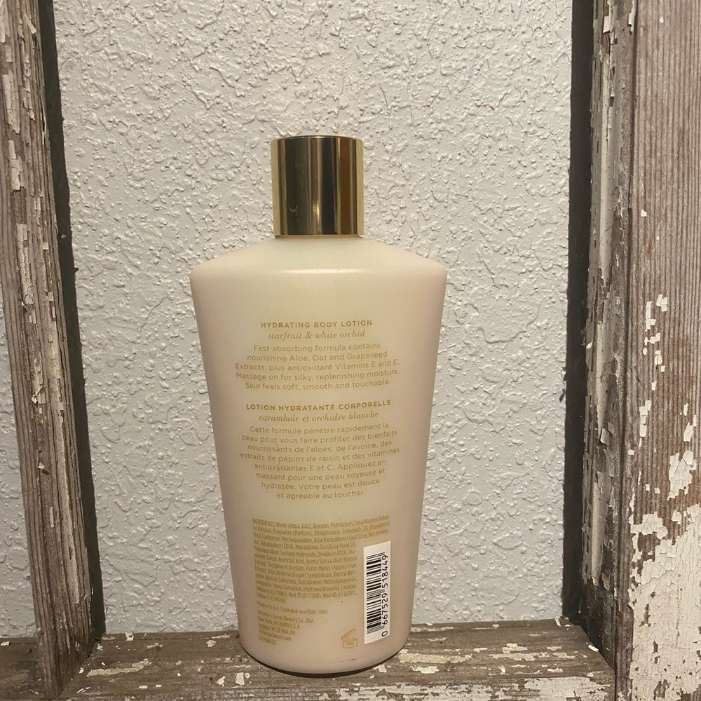 Victoria’s Secret Such A Flirt Hydrating Body Lotion - Picture 3 of 4
